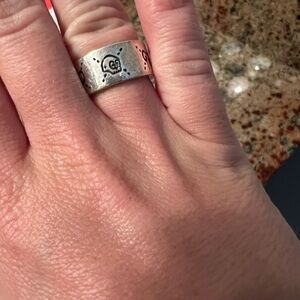 Gucci ghost ring size 6